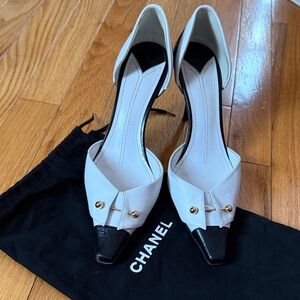 CHANEL Tuxedo Kitten Heels